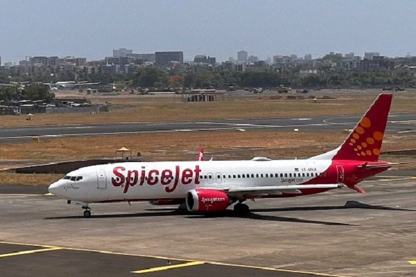 SpiceJet shines on adding two Boeing 737 aircraft